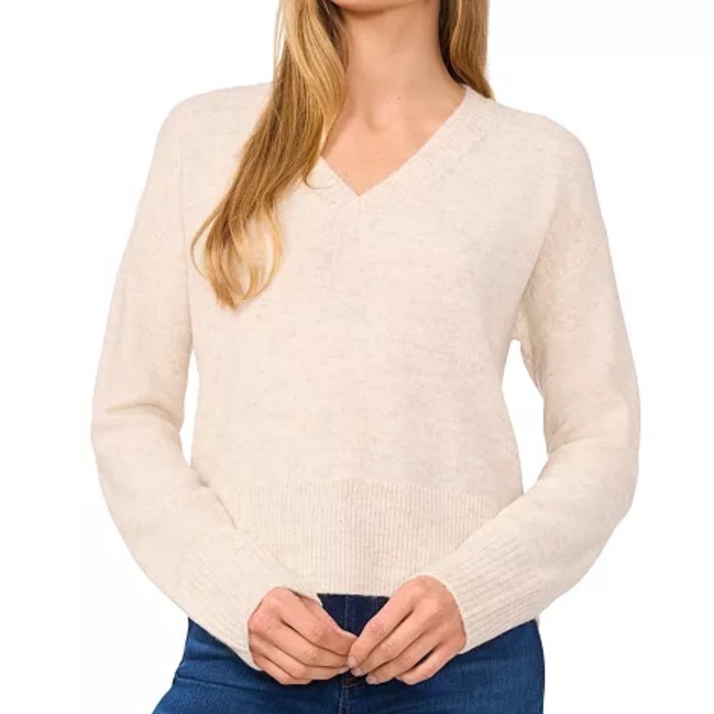 Cece malted beige vneck sweater